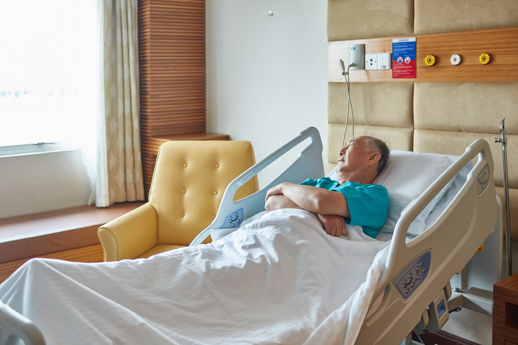 A new approach is being developed to treating delirium in seniors during hospitalization.